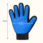 Silicone pet grooming glove size guide showing approximately 23 cm length and 18 cm width.
